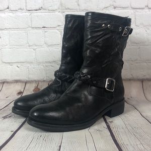 Women’s Vero Cuoio Black leather moto ankle boot